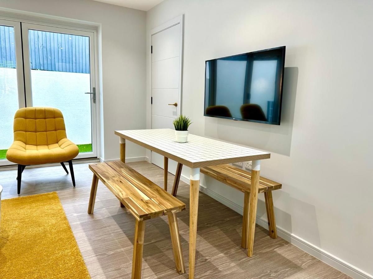 Stunning Brand New House - Sleeps 6 - Free Parking - Great Location - Fast Wifi - Smart Tv - Close To Poole & Bournemouth & Sandbanks Ngoại thất bức ảnh